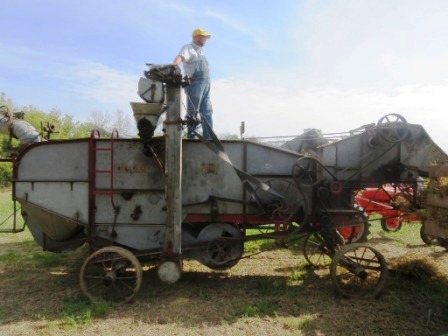 Threshing Machine